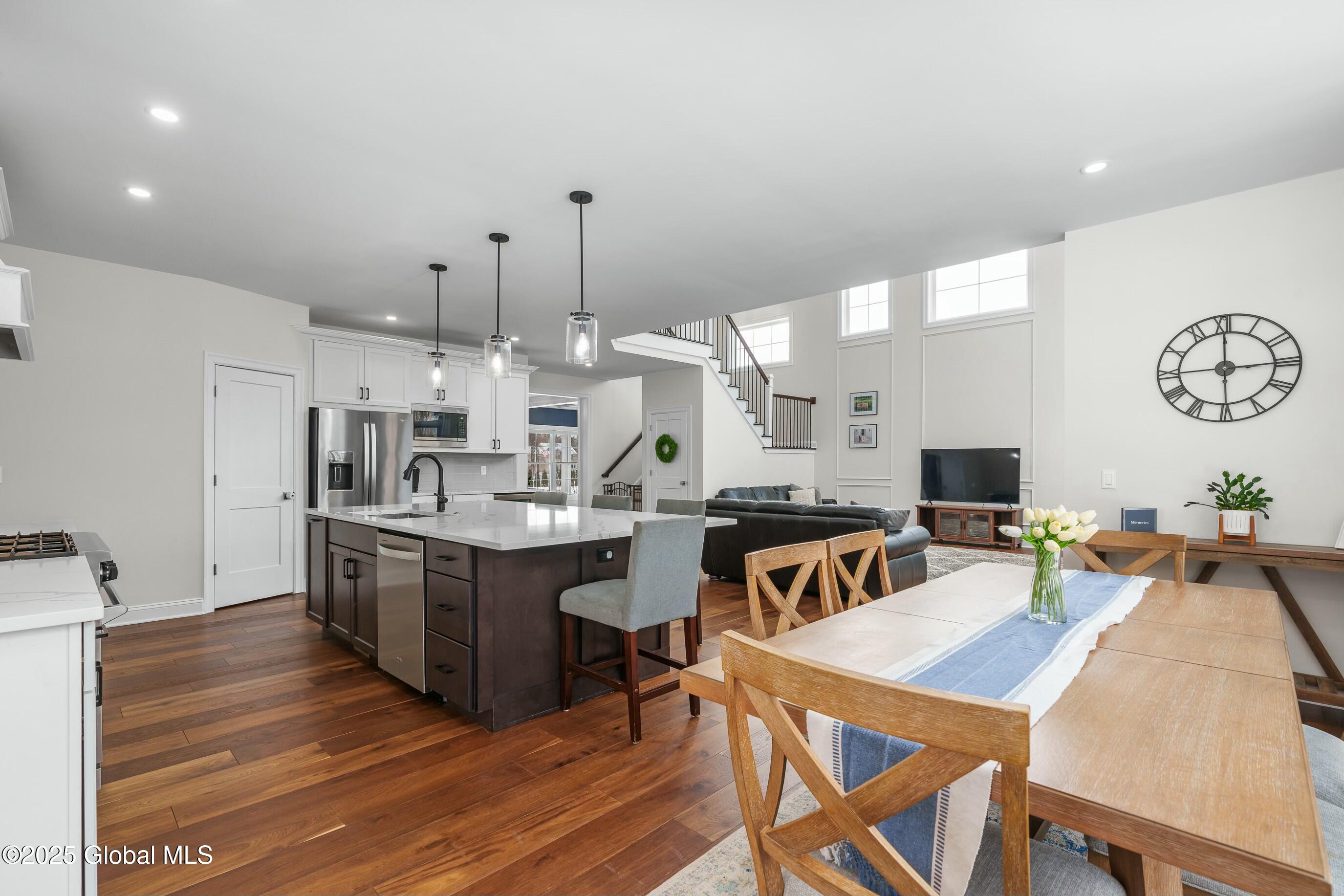 388 Valley Road Niskayuna NY 12309