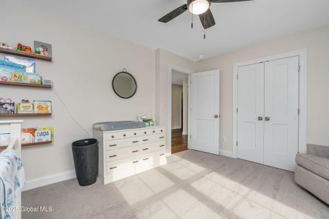 388 Vly Road Niskayuna NY 12309