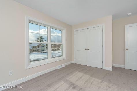 388 Vly Road Niskayuna NY 12309