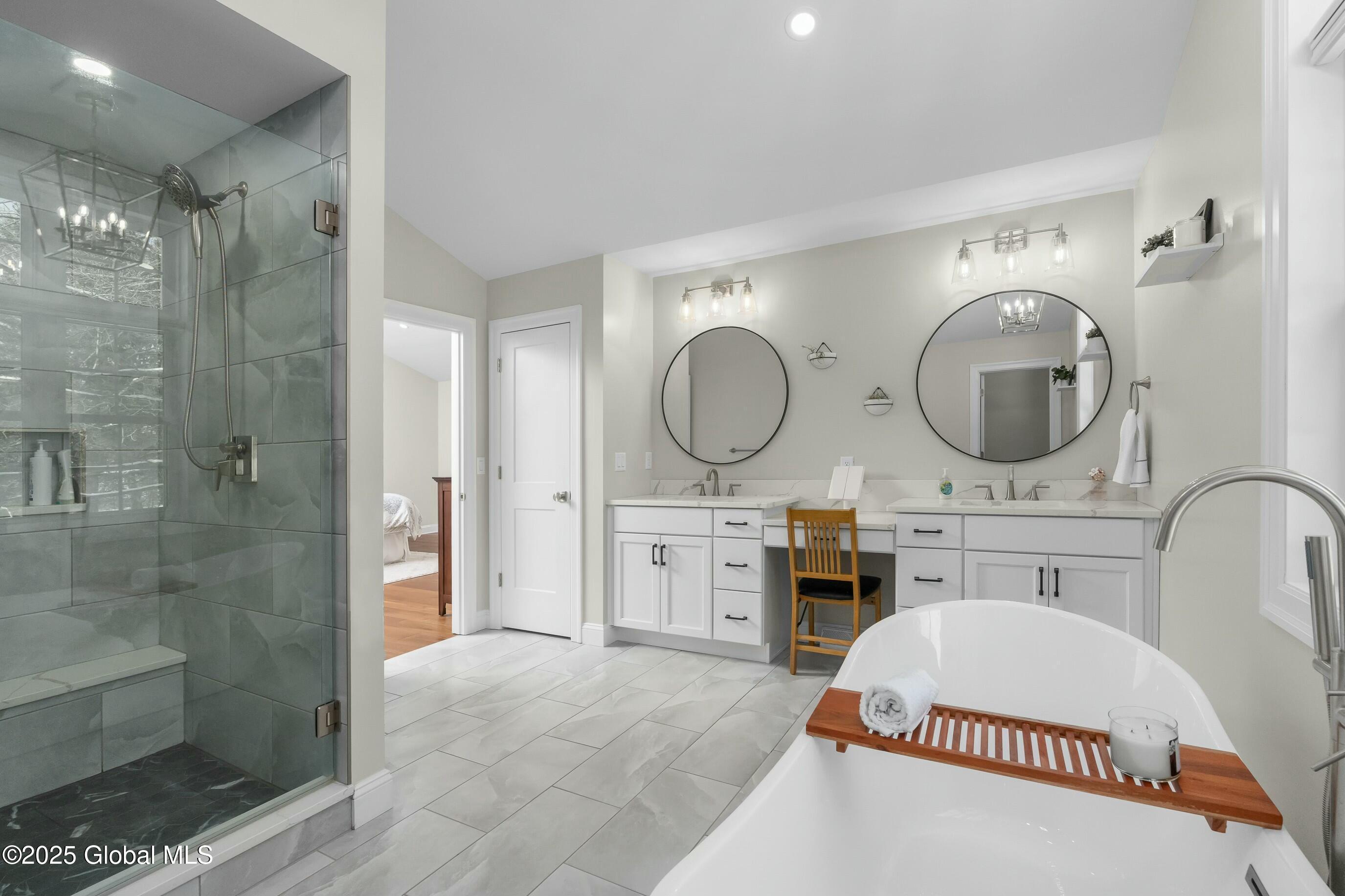 388 Valley Road Niskayuna NY 12309