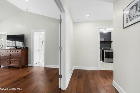388 Vly Road Niskayuna NY 12309