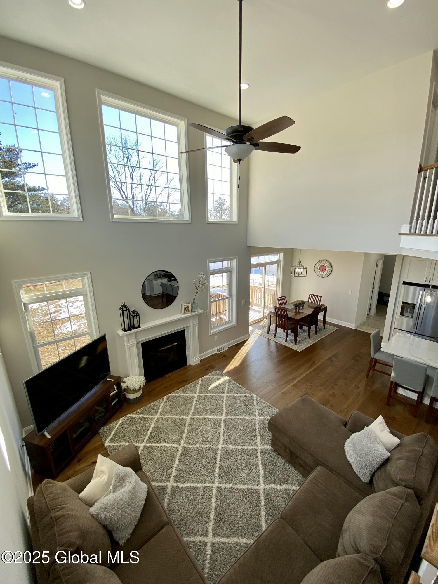 388 Valley Road Niskayuna NY 12309