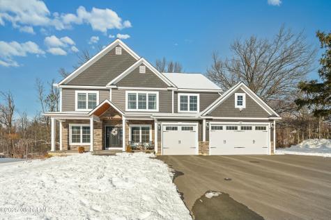388 Vly Road Niskayuna NY 12309