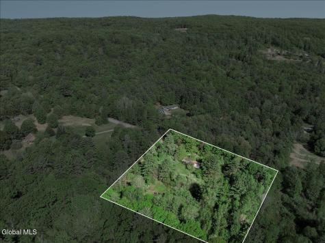 102 Barney Road Middle Grove NY 12850