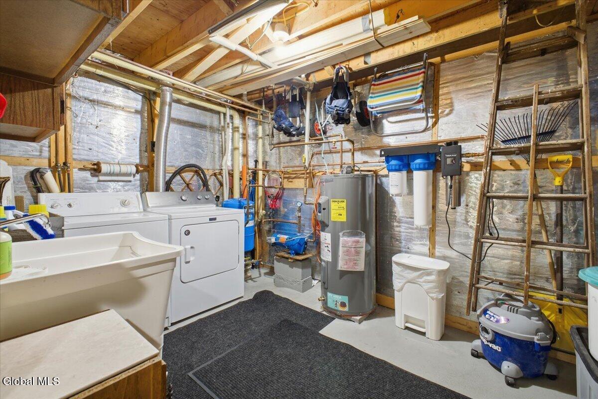 3 Lakeview Lane North River NY 12856