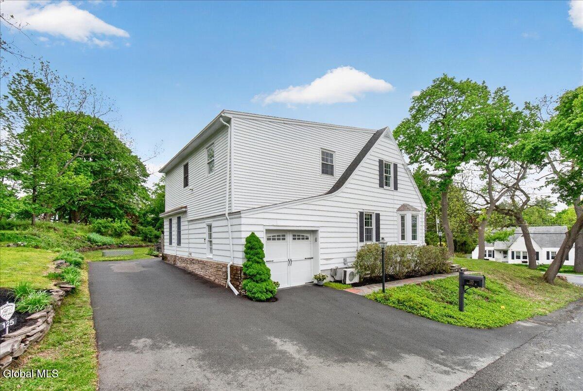 125 Brunswick Road Troy NY 12180