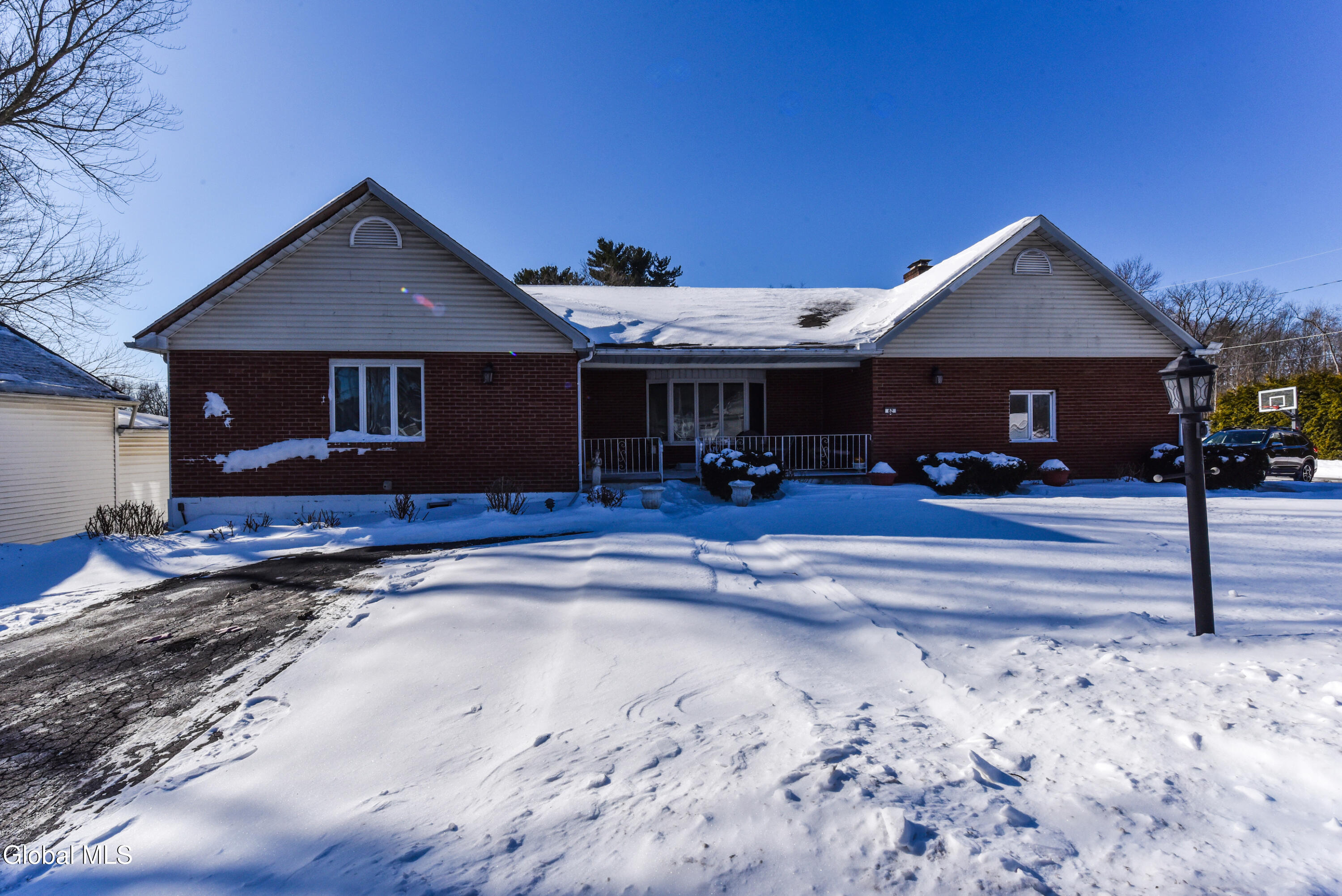 62 Monroe Avenue Albany NY 12203