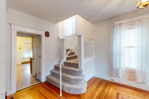 10 Catalpa Drive Albany NY 12209