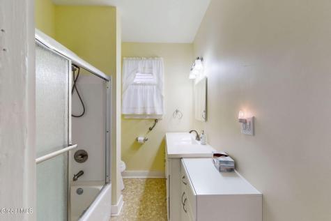 10 Catalpa Drive Albany NY 12209