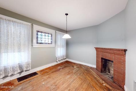 10 Catalpa Drive Albany NY 12209