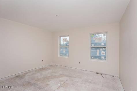 131 Hetcheltown Road Schenectady NY 12302