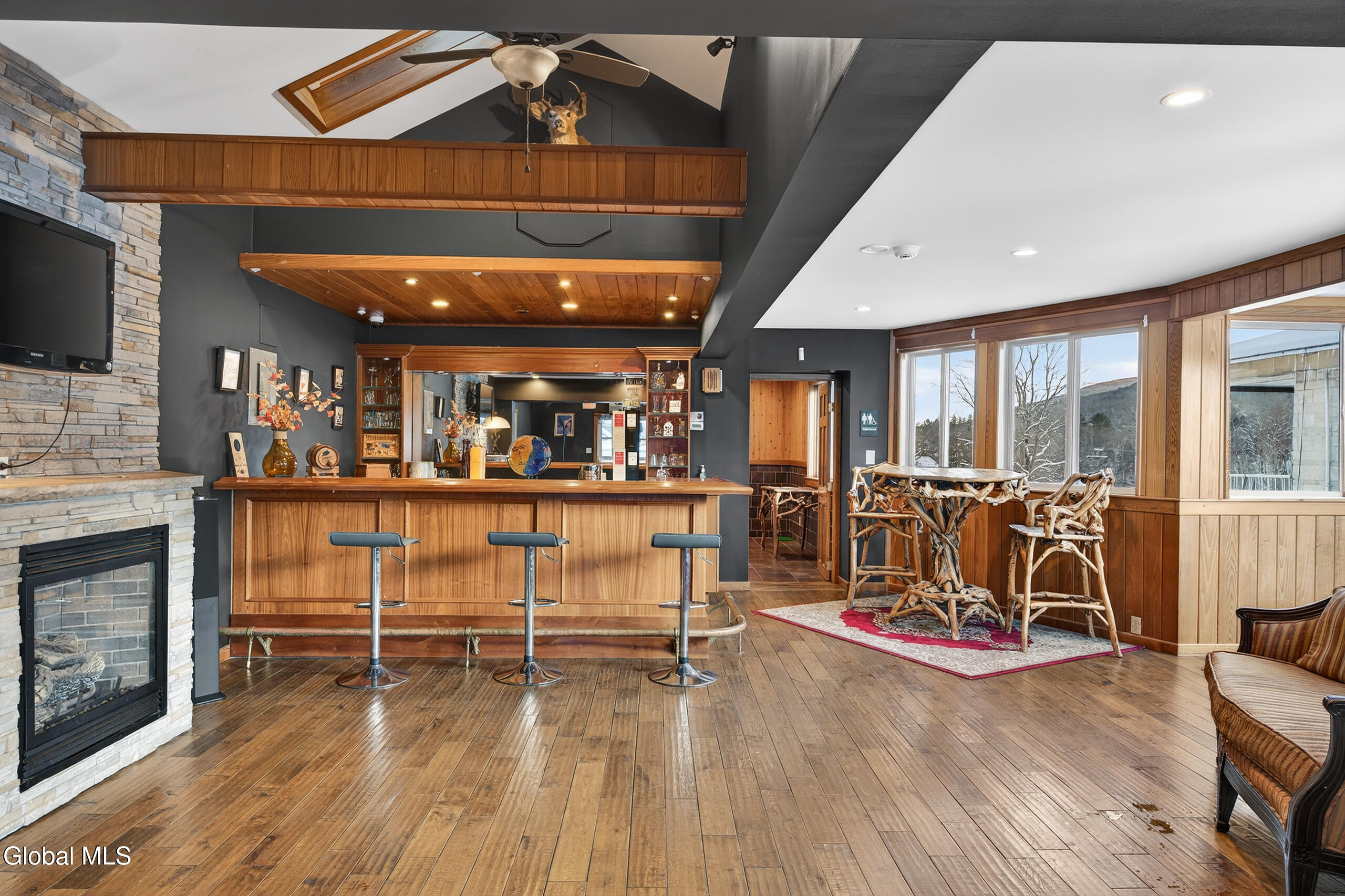 2684 Ny-296 Hunter NY 12442