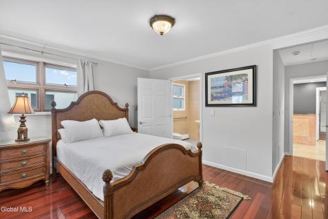 2684 Ny-296 Hunter NY 12442