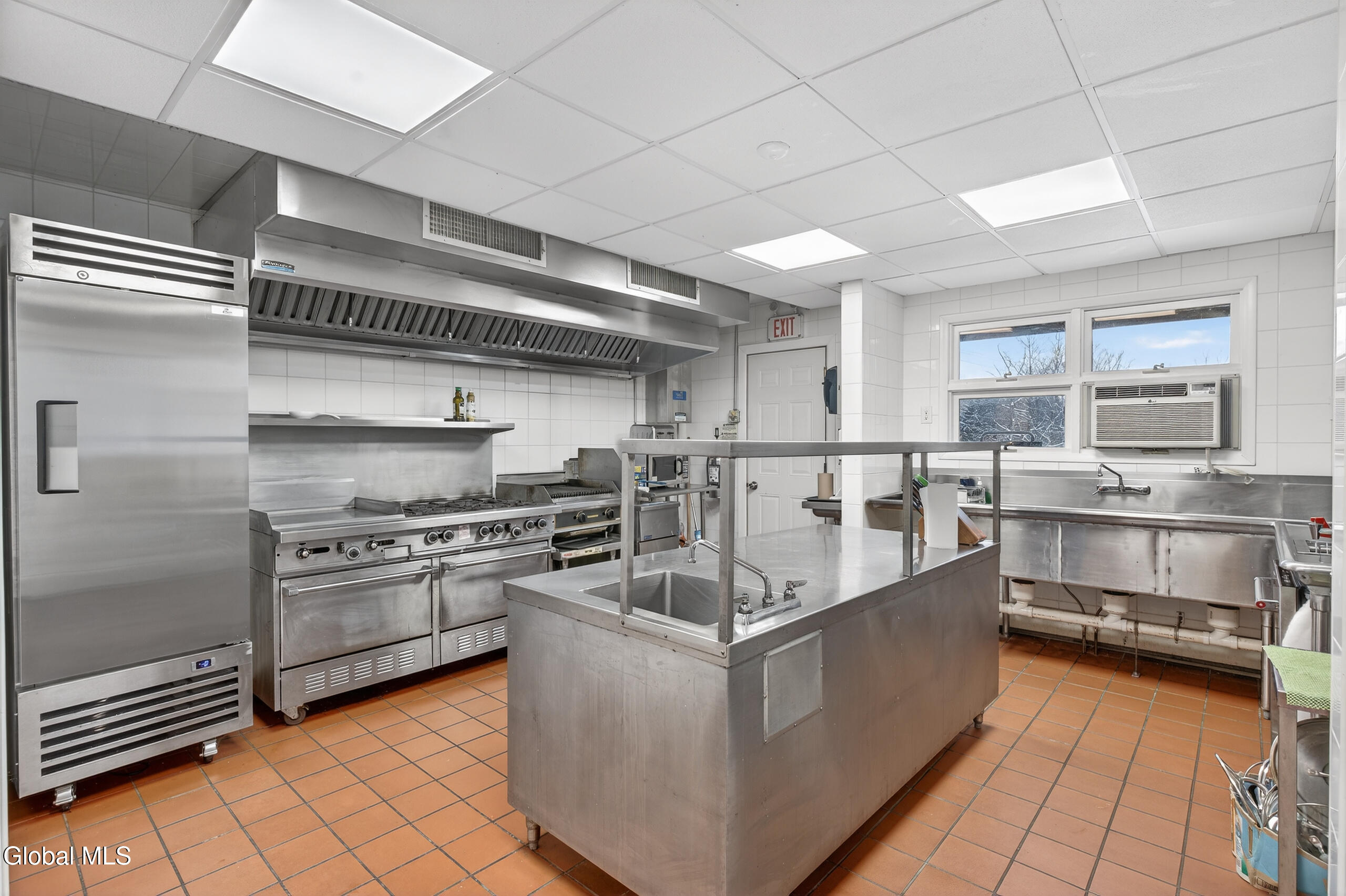 2684 Ny-296 Hunter NY 12442