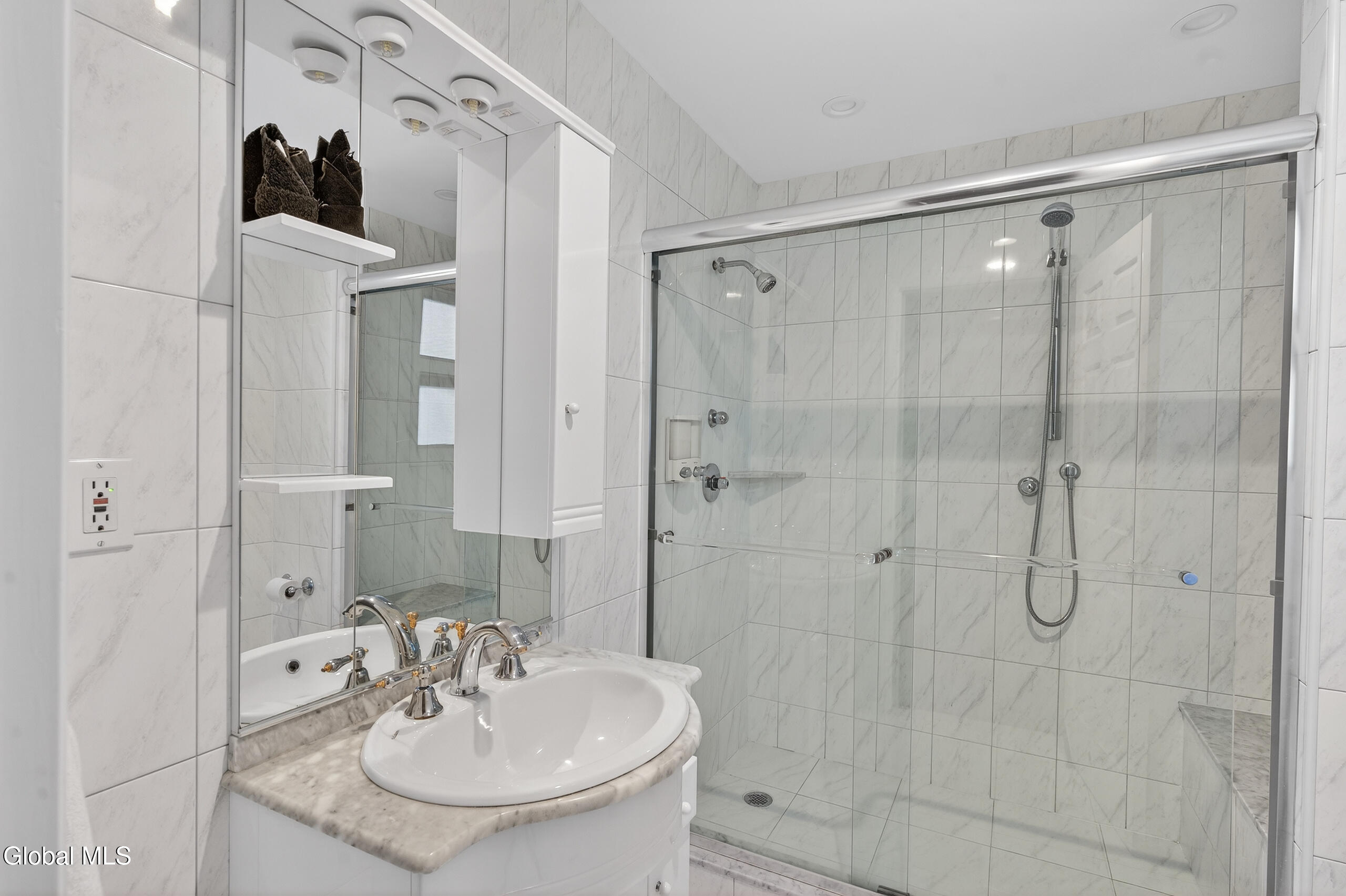 2684 Ny-296 Hunter NY 12442