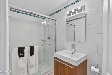 2684 Ny-296 Hunter NY 12442