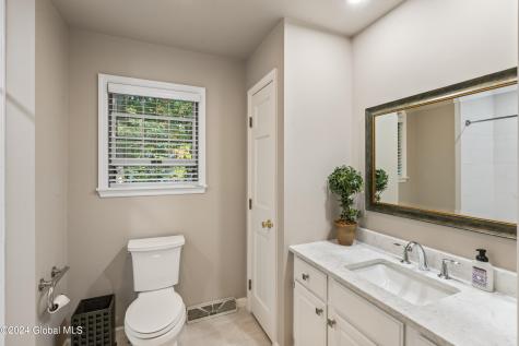 37 Berkshire Drive W Clifton Park NY 12065