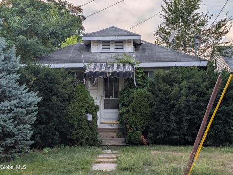 450 Eleanor Street Schenectady NY 12306