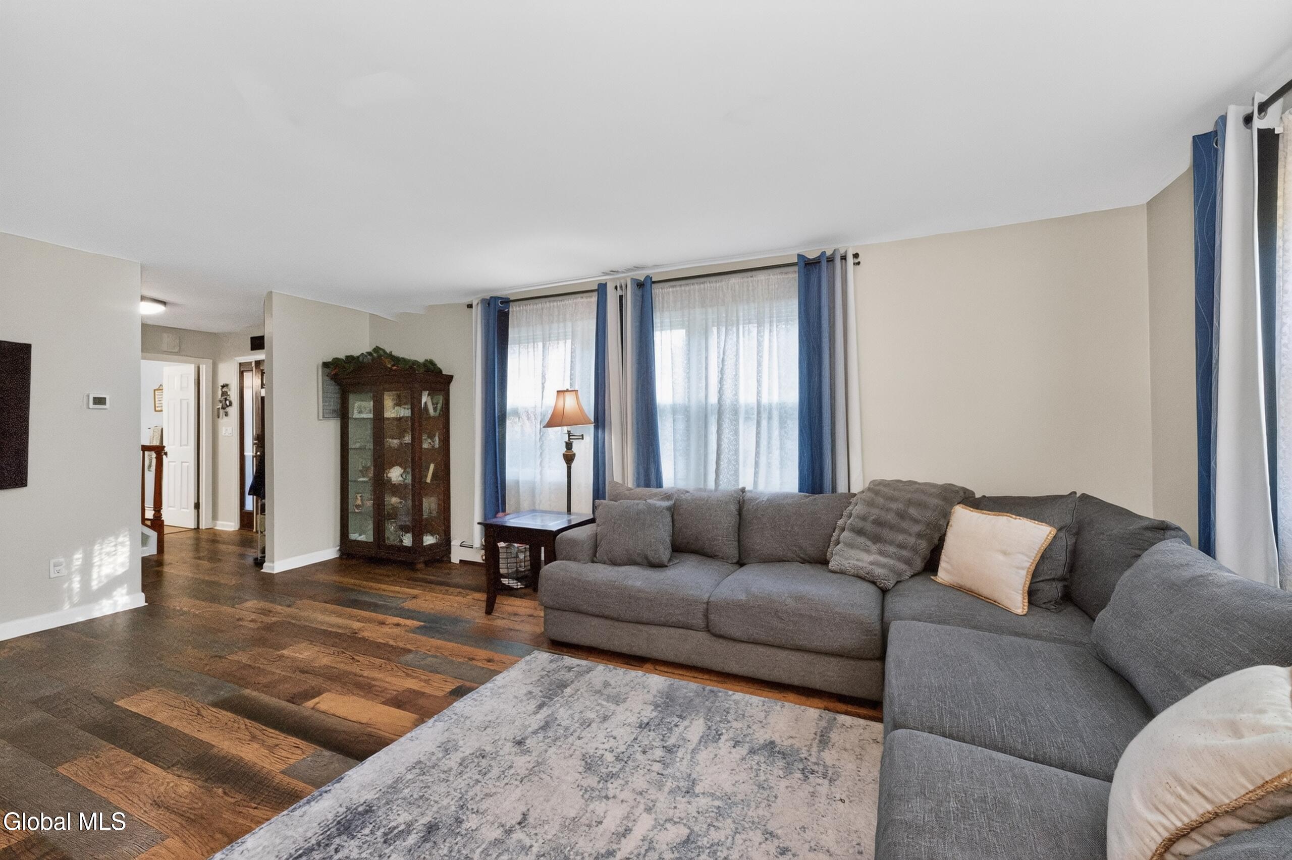 22 Wagon Wheel Lane Glenville NY 12302