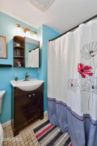 22 Wagon Wheel Lane Glenville NY 12302