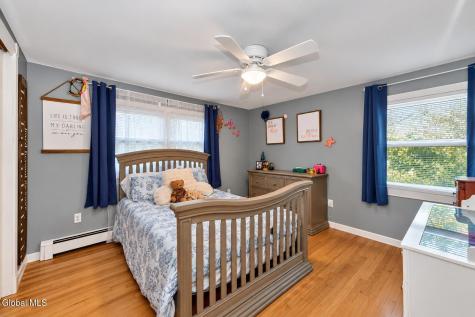 22 Wagon Wheel Lane Glenville NY 12302