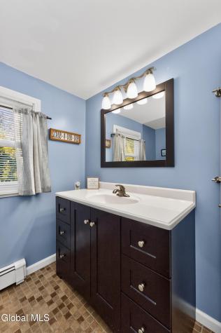 22 Wagon Wheel Lane Glenville NY 12302