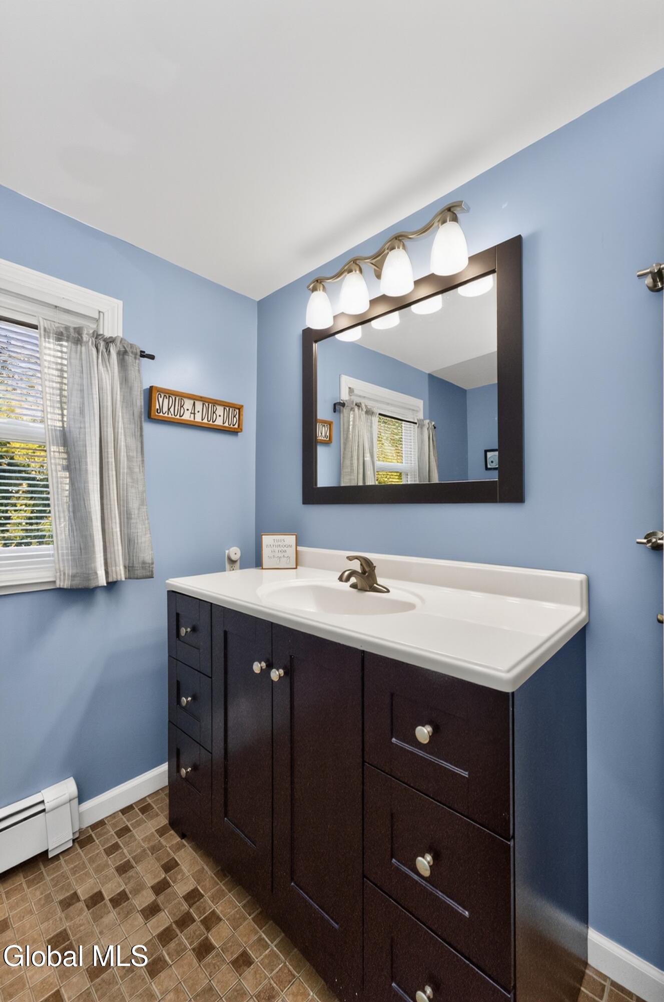 22 Wagon Wheel Lane Glenville NY 12302