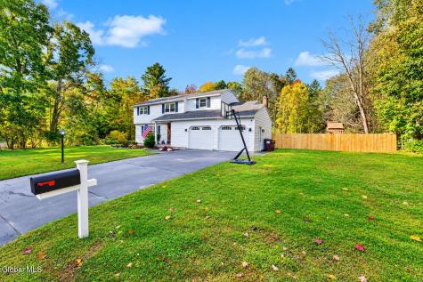 22 Wagon Wheel Lane Glenville NY 12302