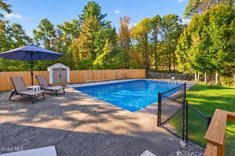 22 Wagon Wheel Lane Glenville NY 12302