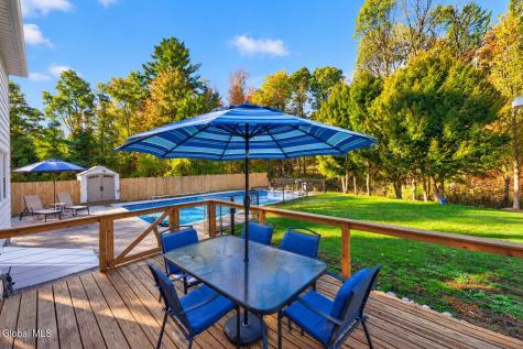 22 Wagon Wheel Lane Glenville NY 12302