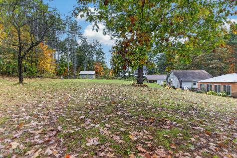 118 Pedrick Road Gloversville NY 12078