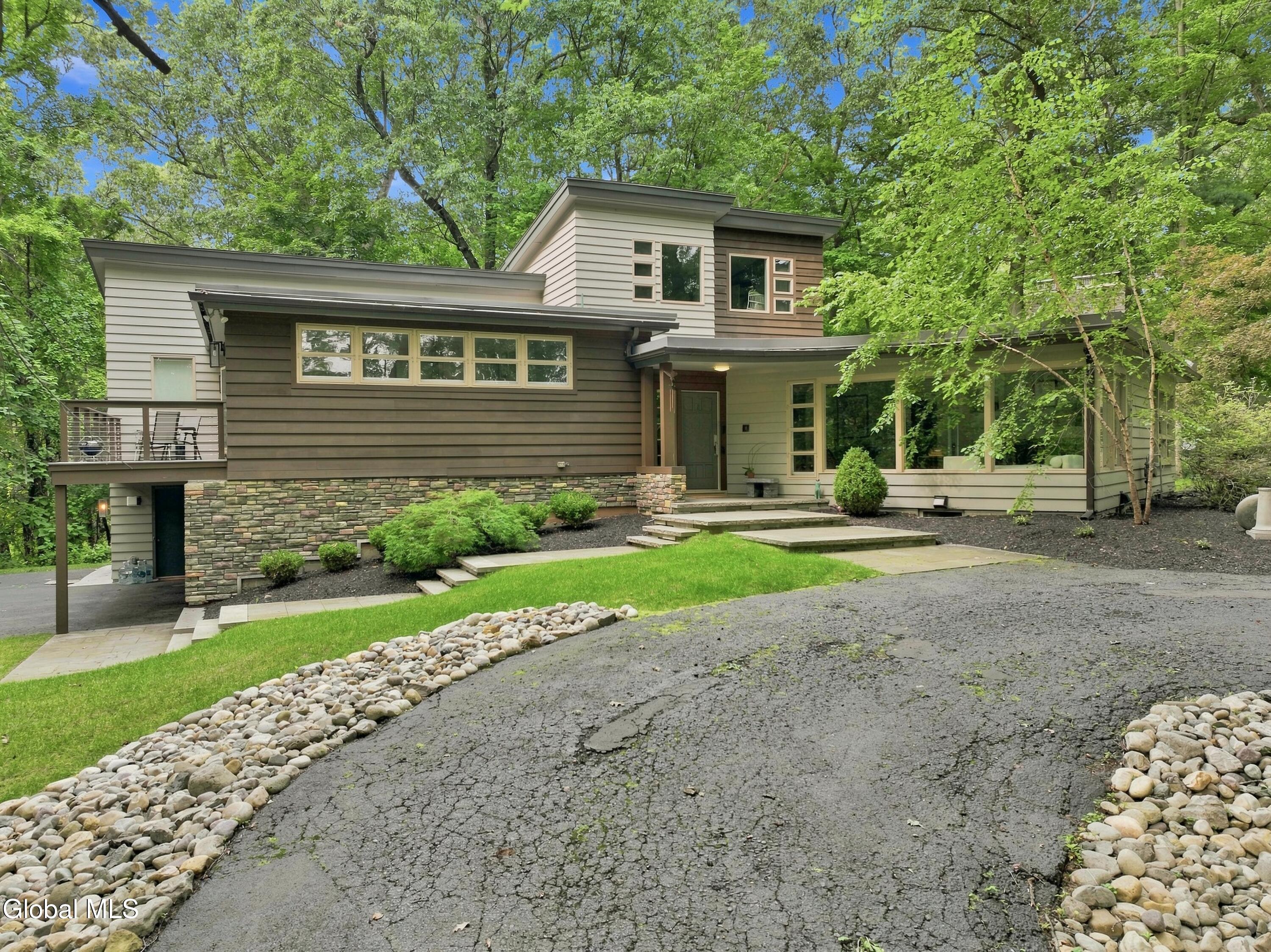 7 Hills Road Loudonville NY 12211