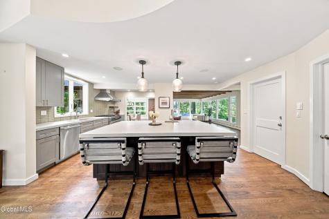 7 Hills Road Loudonville NY 12211