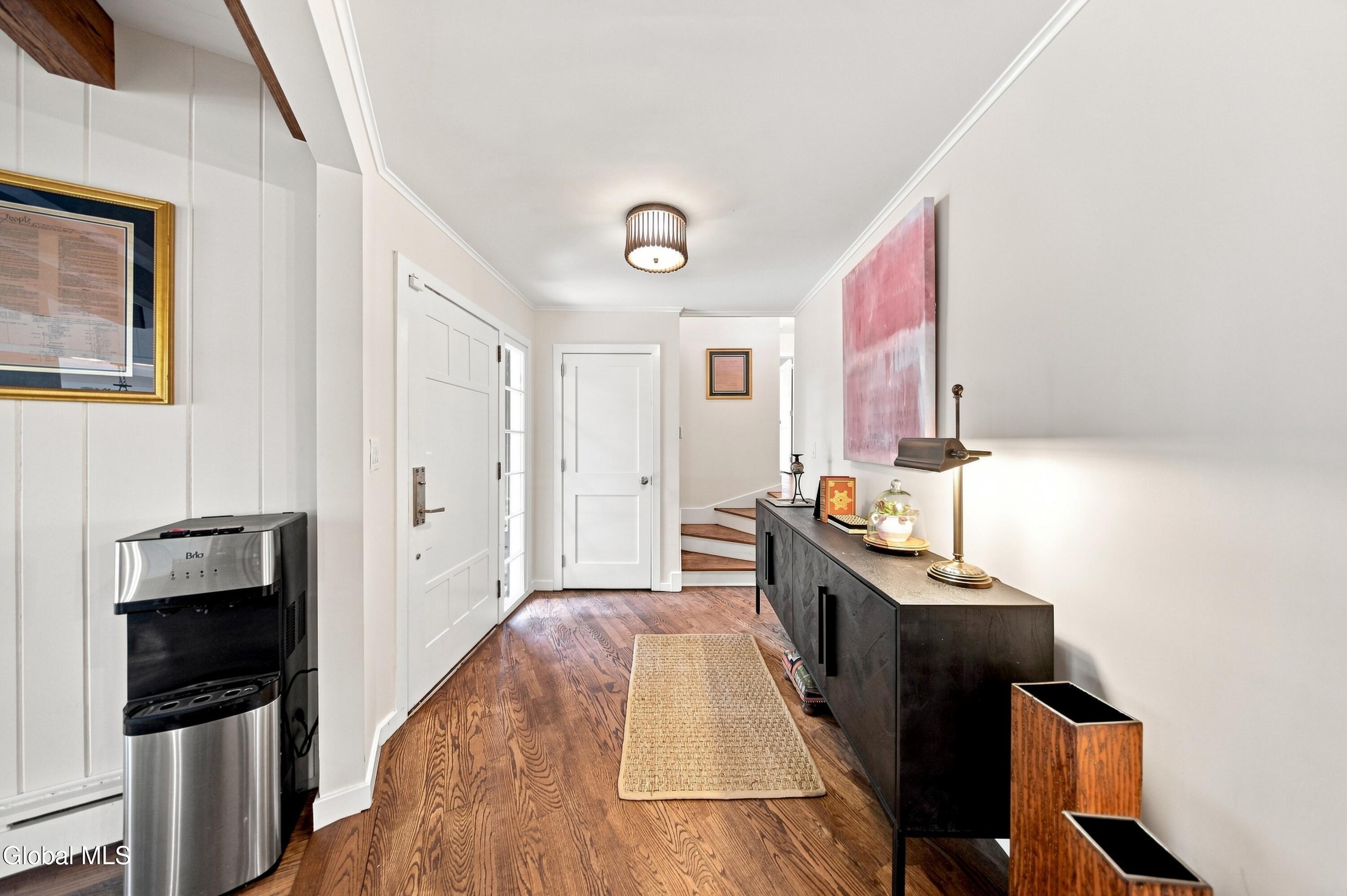 7 Hills Road Loudonville NY 12211