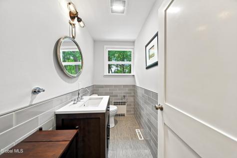 7 Hills Road Loudonville NY 12211