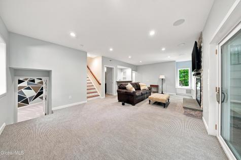 7 Hills Road Loudonville NY 12211
