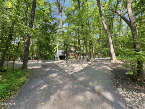 7 Hills Road Loudonville NY 12211