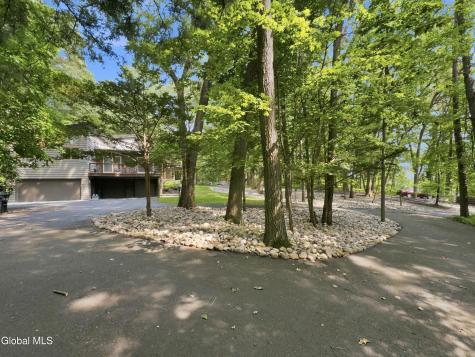 7 Hills Road Loudonville NY 12211