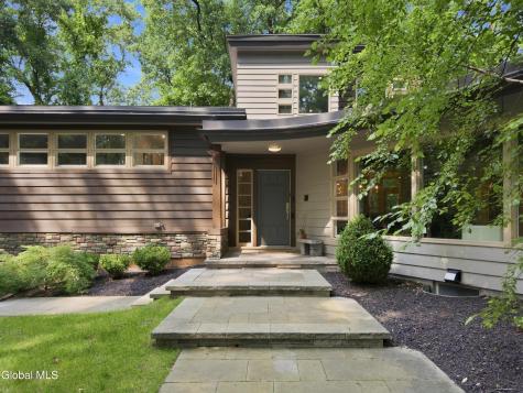 7 Hills Road Loudonville NY 12211
