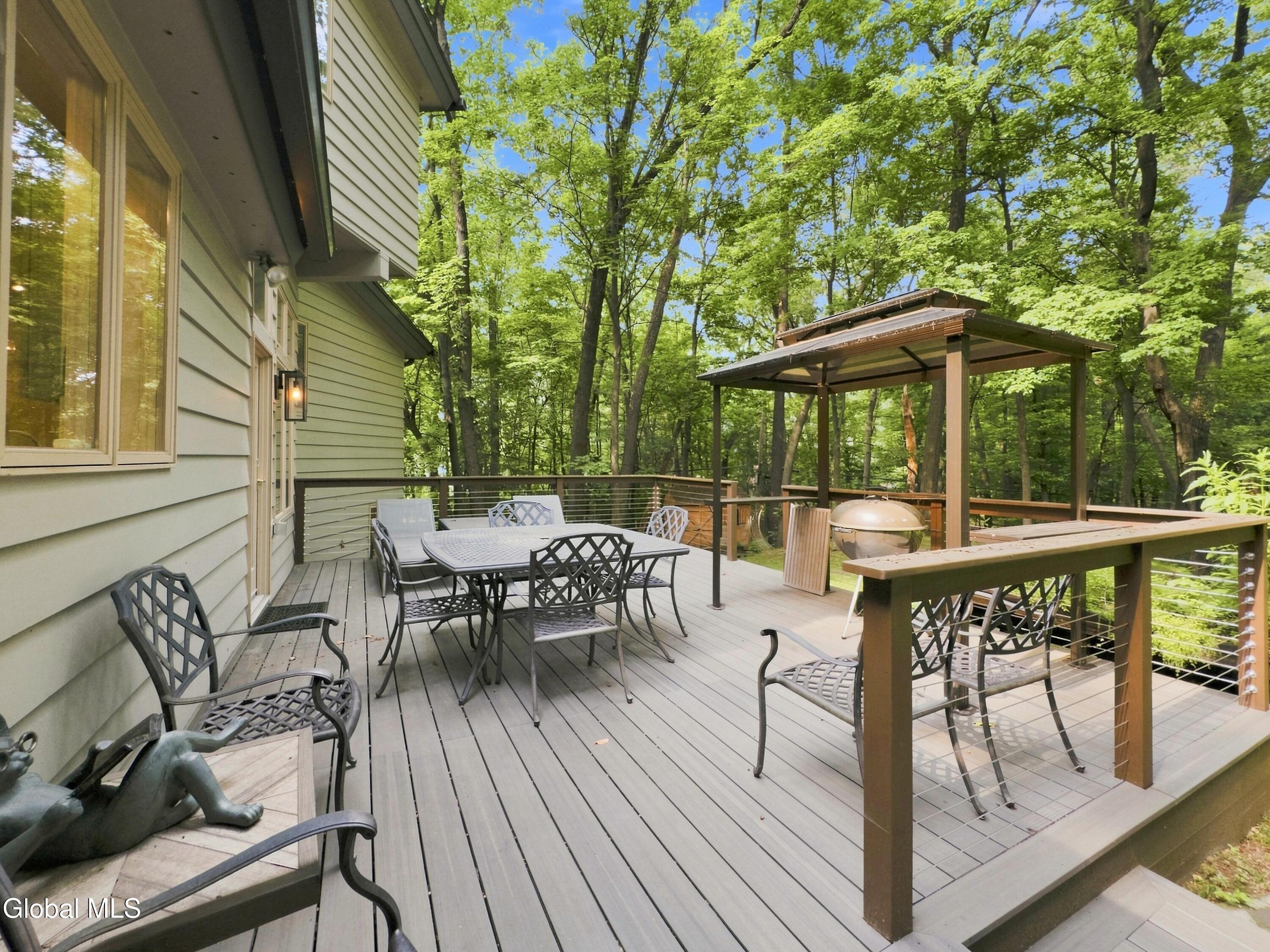 7 Hills Road Loudonville NY 12211