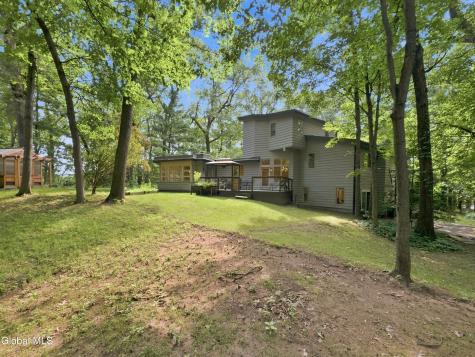 7 Hills Road Loudonville NY 12211