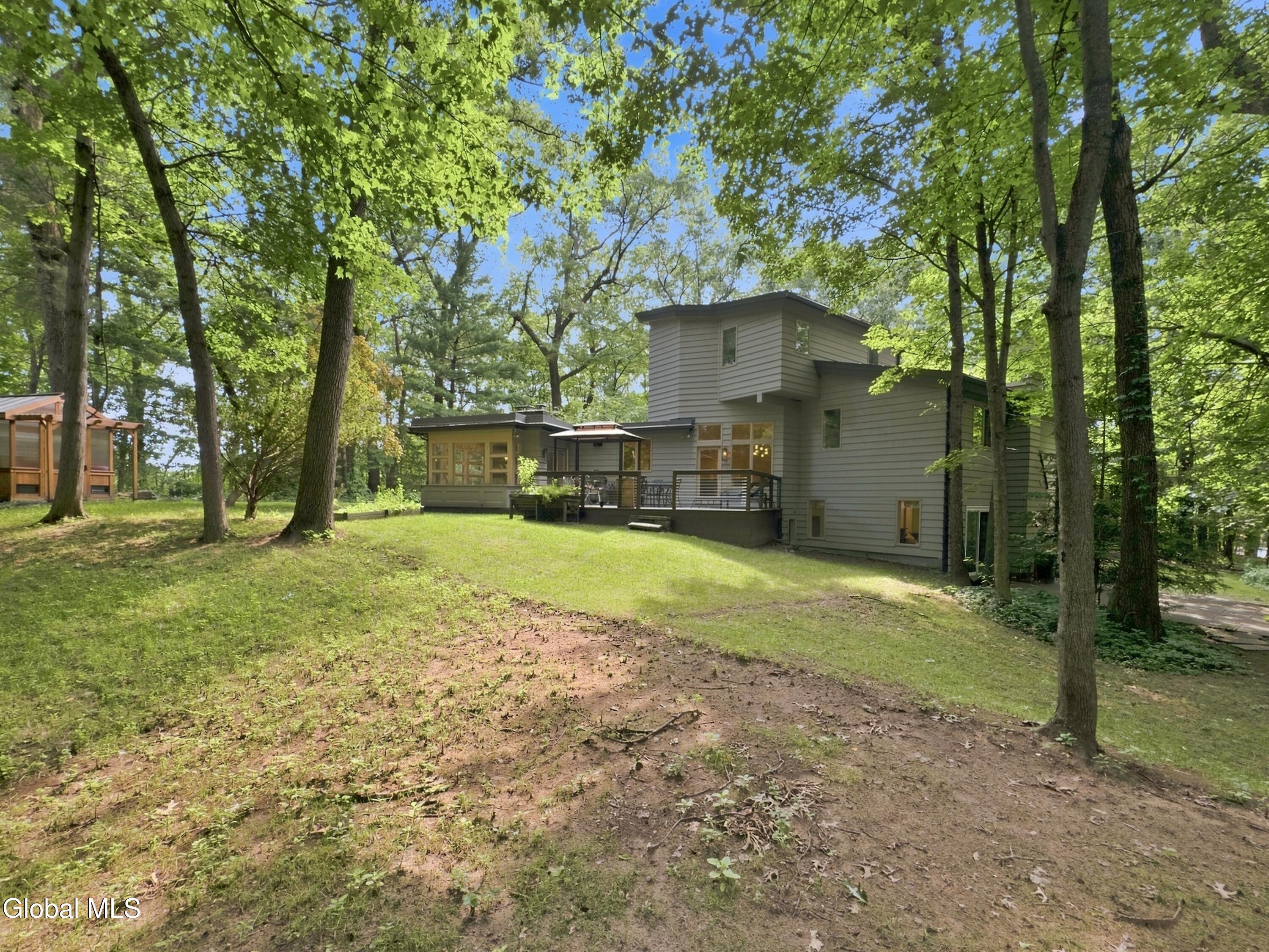 7 Hills Road Loudonville NY 12211