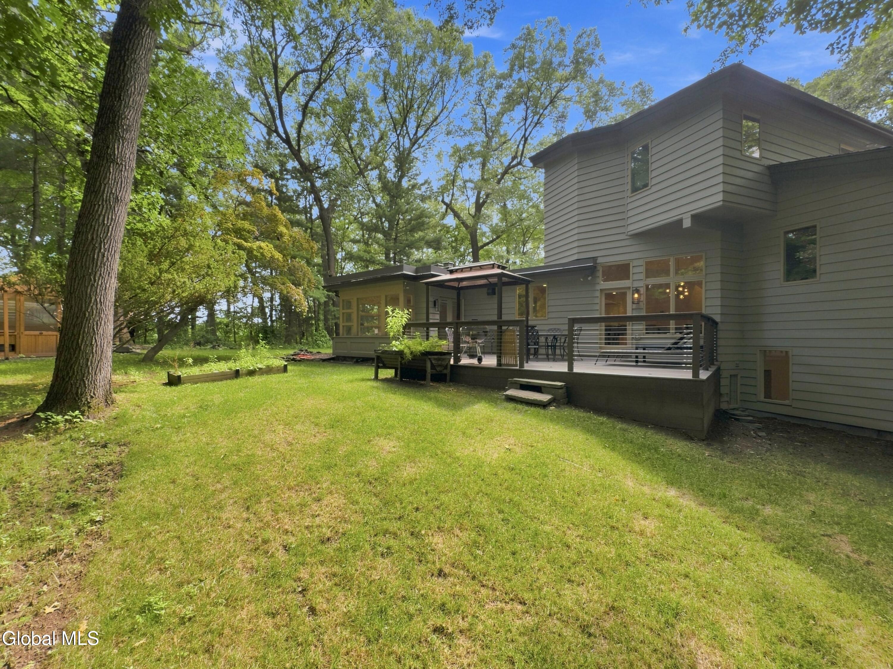 7 Hills Road Loudonville NY 12211