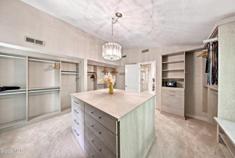 7 Hills Road Loudonville NY 12211