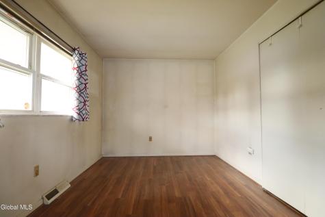26 Vanderbilt Avenue Saratoga Springs NY 12866