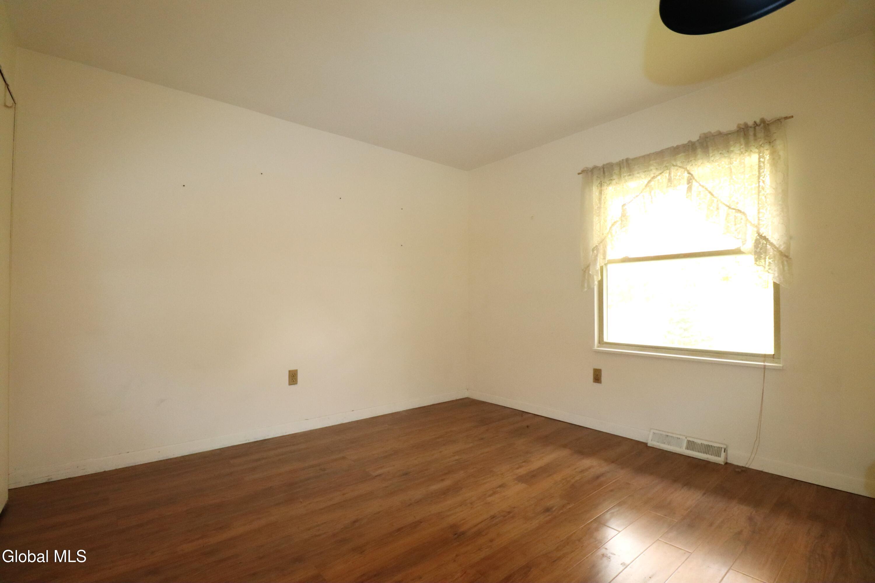 26 Vanderbilt Avenue Saratoga Springs NY 12866