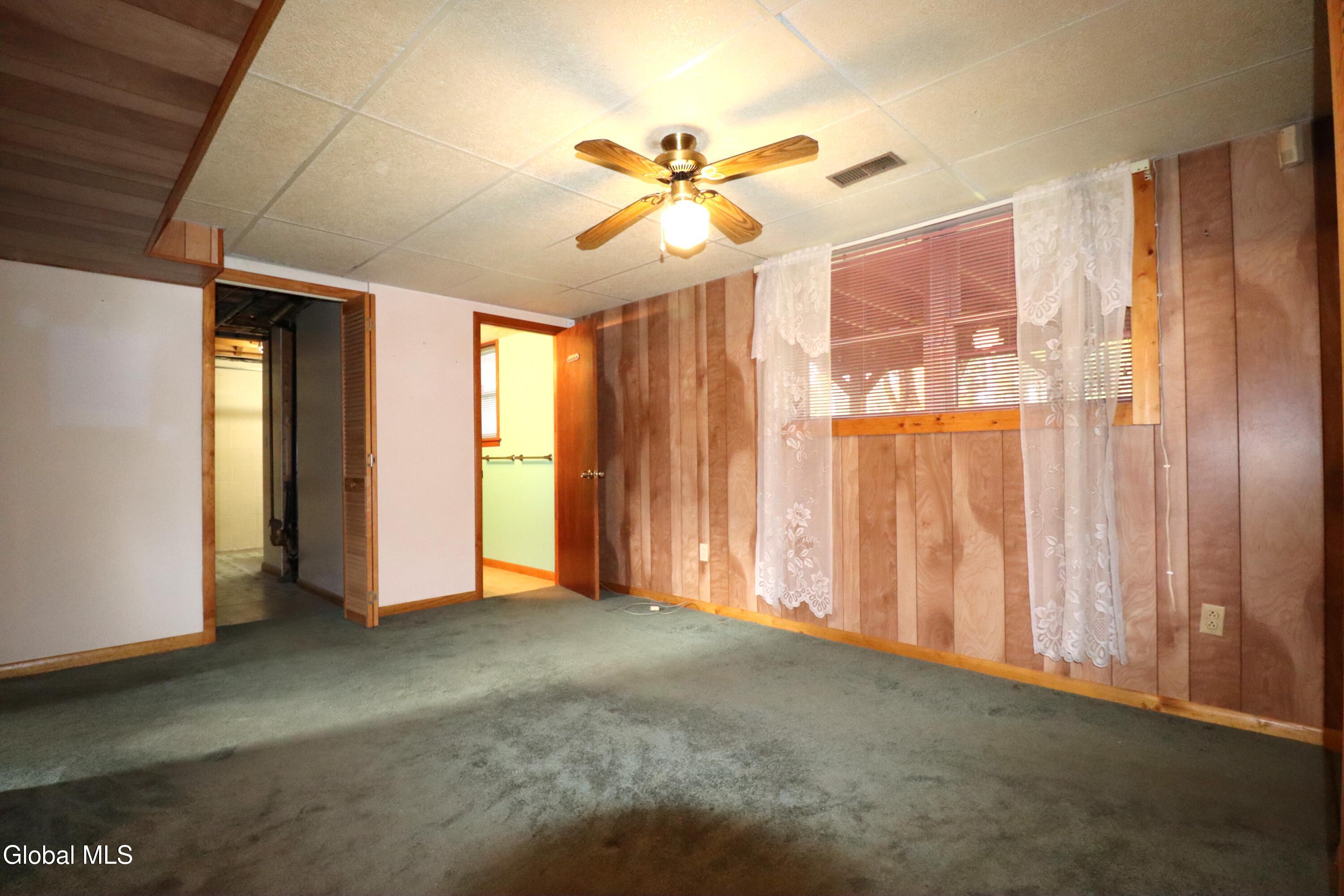26 Vanderbilt Avenue Saratoga Springs NY 12866