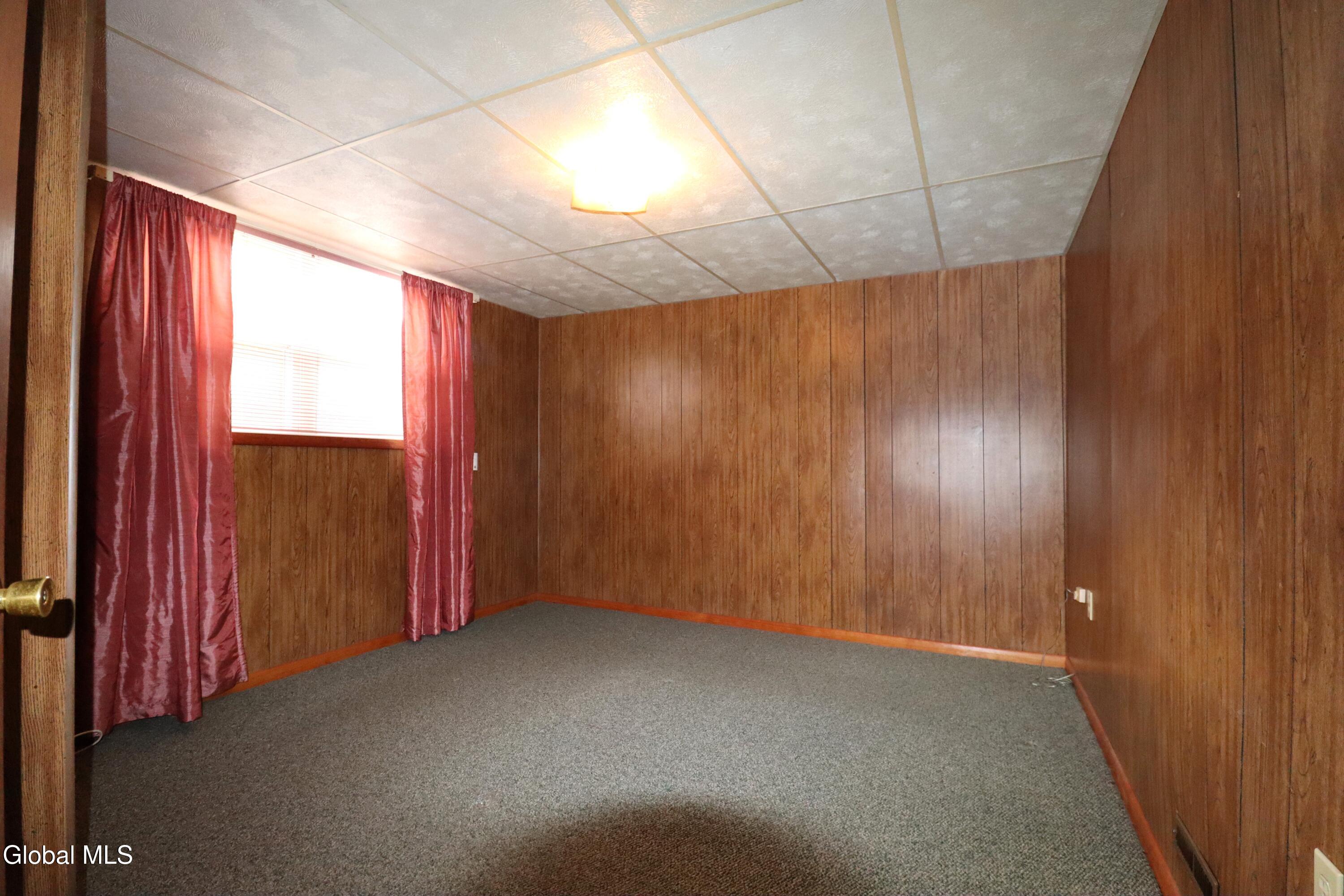 26 Vanderbilt Avenue Saratoga Springs NY 12866