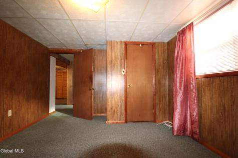 26 Vanderbilt Avenue Saratoga Springs NY 12866