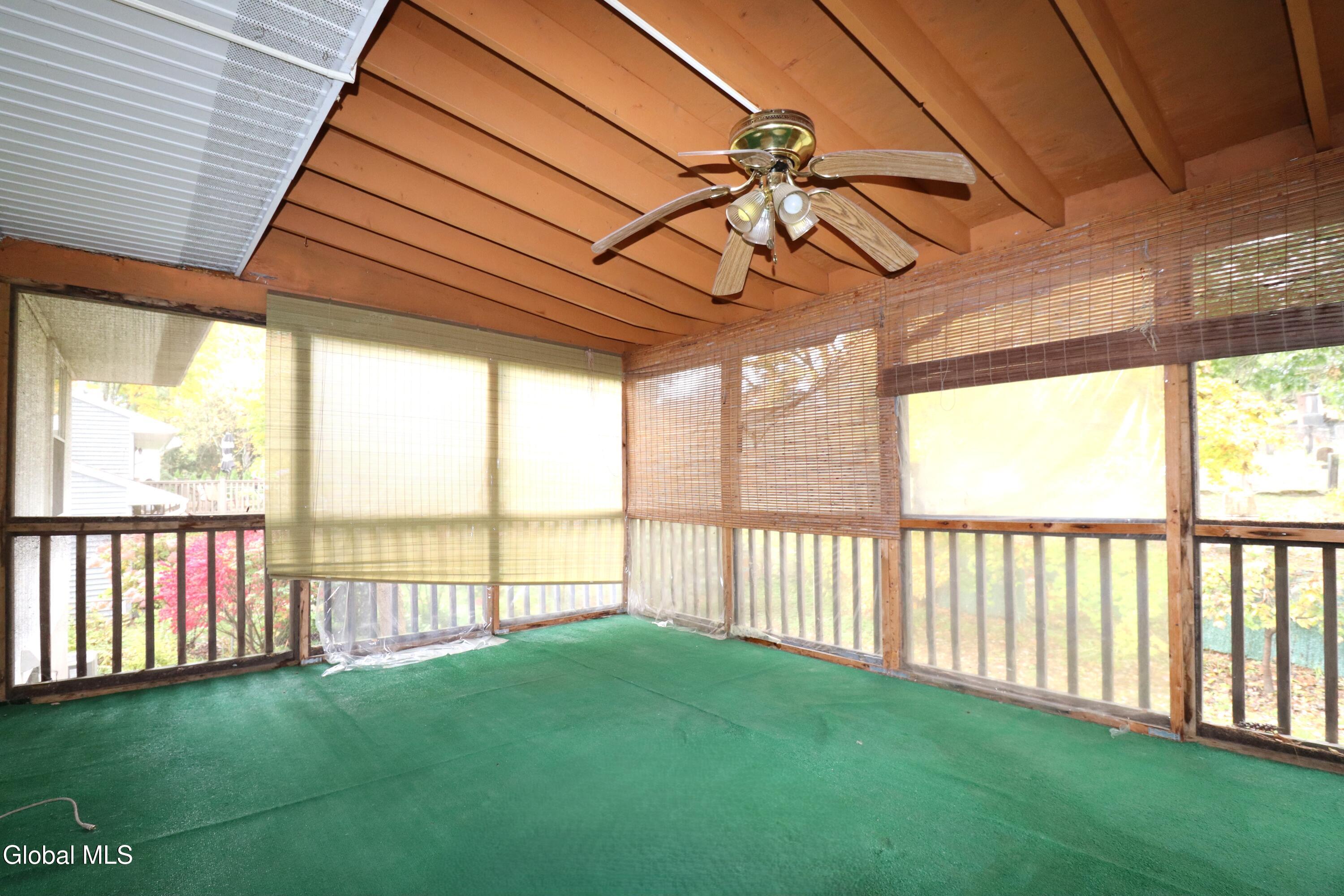 26 Vanderbilt Avenue Saratoga Springs NY 12866